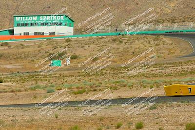 media/Jun-01-2025-CalClub SCCA (Sun) [[eae223c5dd]]/Group 3/Qualifying/